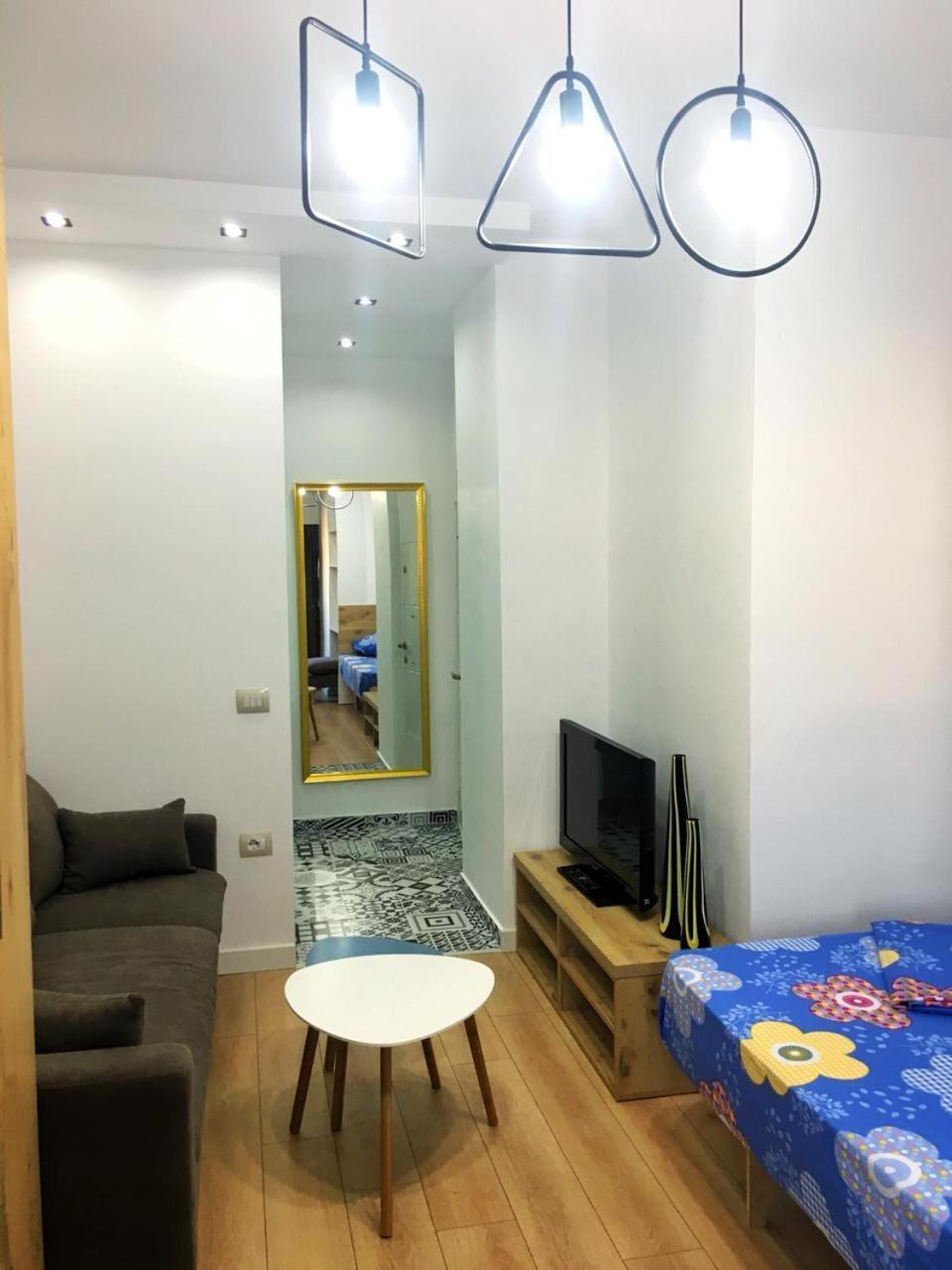 Luxury Tirana Apartment Bagian luar foto